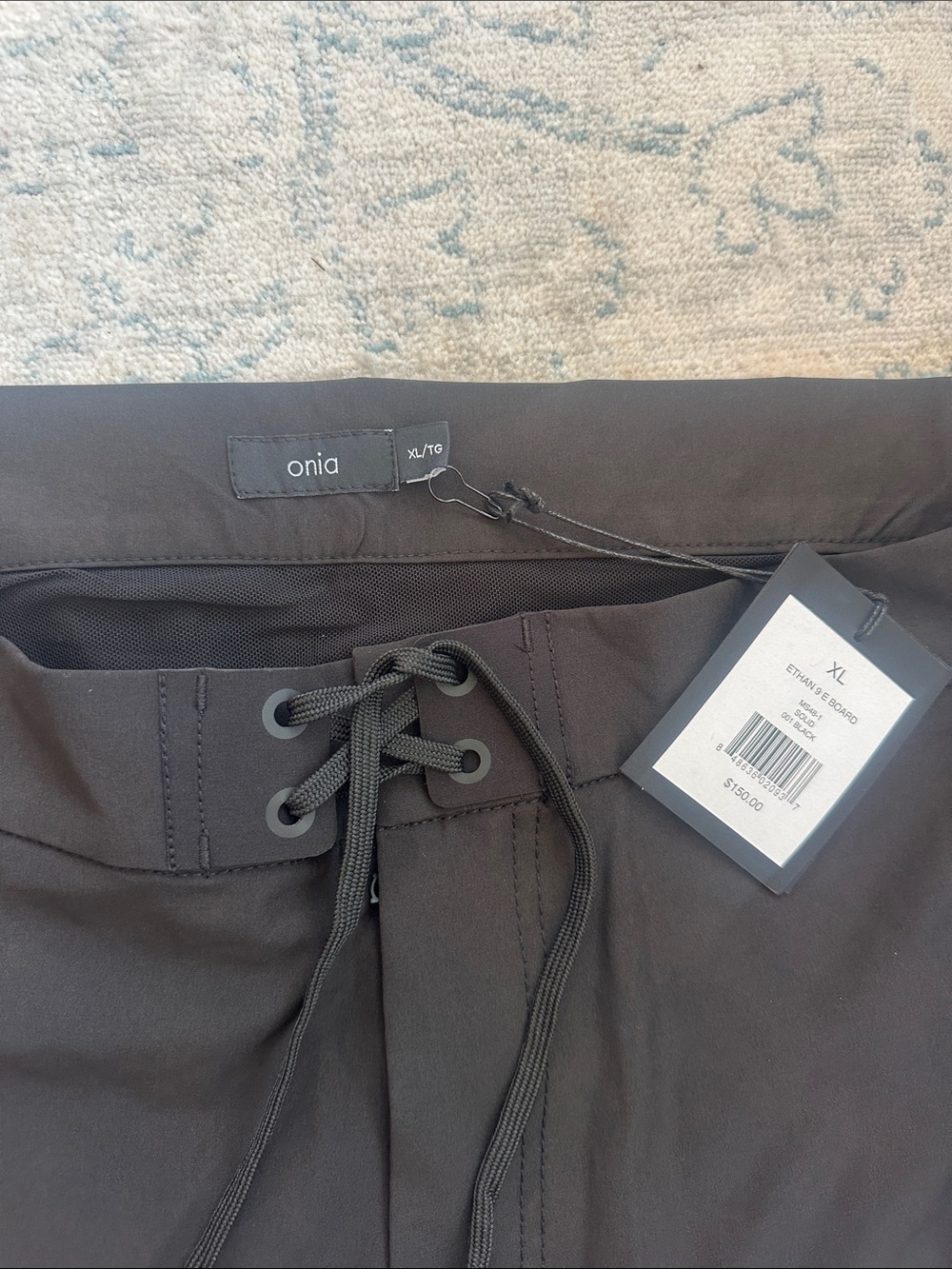 NWT Onia Black Men's Swim Board Shorts Ethan 9 E with Zip Pocket - Picture 2 of 7